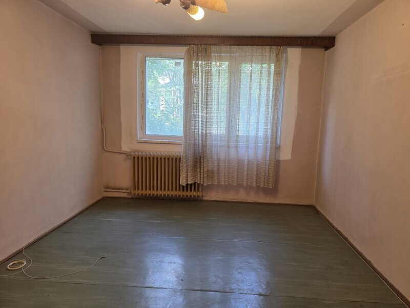 1 Decembrie 1918 intersectie Liviu Rebreanu, 15 minute metrou, Auchan