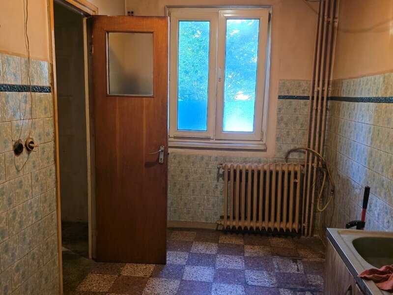 1 Decembrie 1918 intersectie Liviu Rebreanu, 15 minute metrou, Auchan