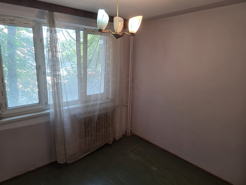 1 Decembrie 1918 intersectie Liviu Rebreanu, 15 minute metrou, Auchan