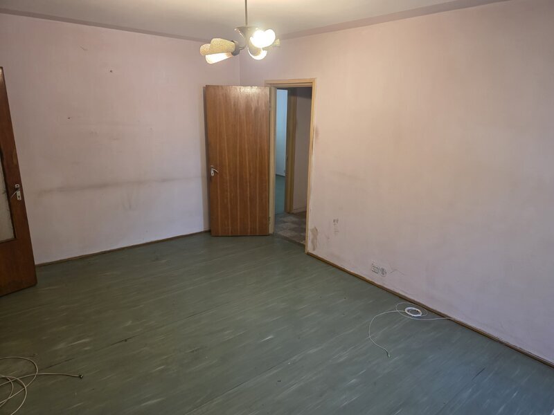 1 Decembrie 1918 intersectie Liviu Rebreanu, 15 minute metrou, Auchan