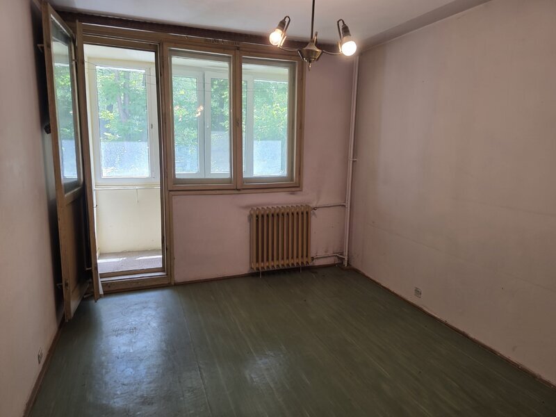 1 Decembrie 1918 intersectie Liviu Rebreanu, 15 minute metrou, Auchan