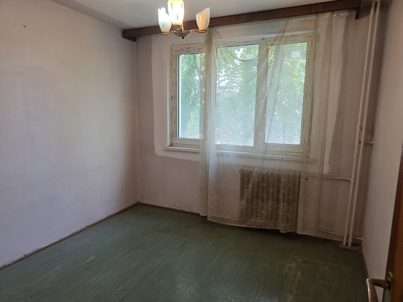 1 Decembrie 1918 intersectie Liviu Rebreanu, 15 minute metrou, Auchan